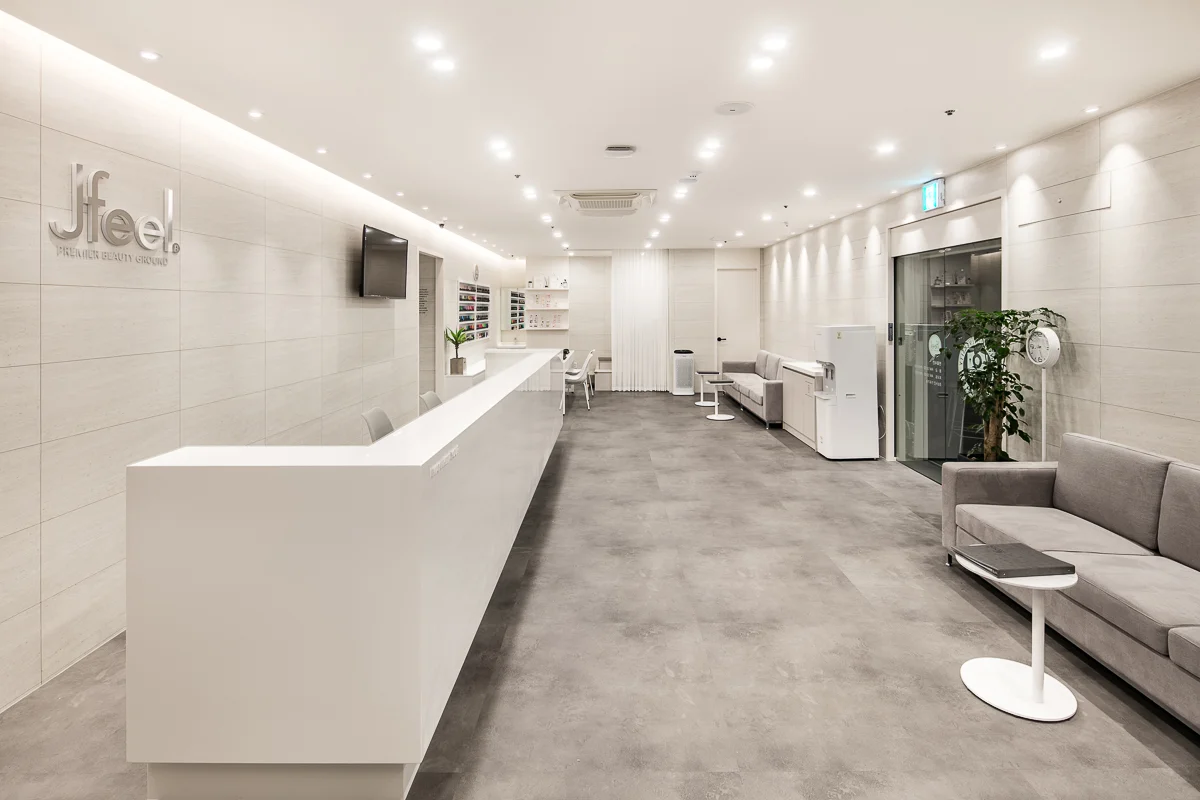 Jfeel interior